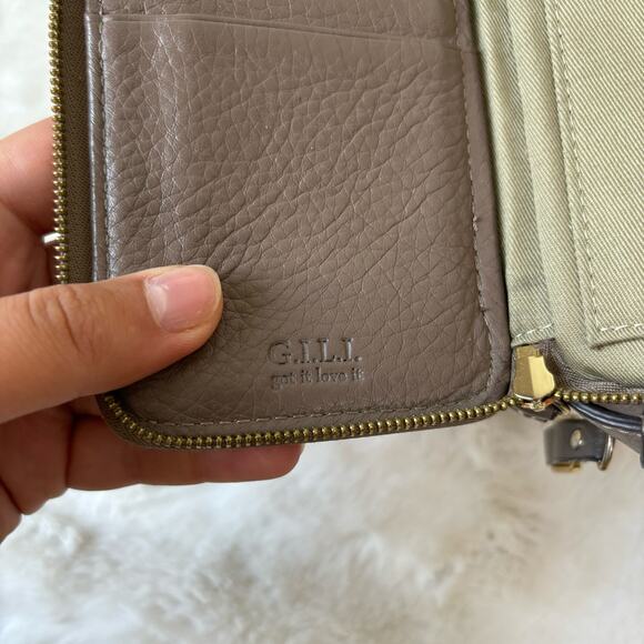 G.I.L.I. Brown Leather Micro Crossbody Purse - Picture 14 of 16